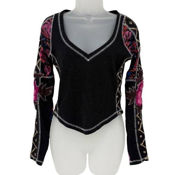 Free People Amara Embroidered Sleeve Thermal V Neck Top Black Pink Floral XS - Picture 5 of 12